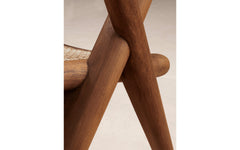 Muṅgāru Easy armchair