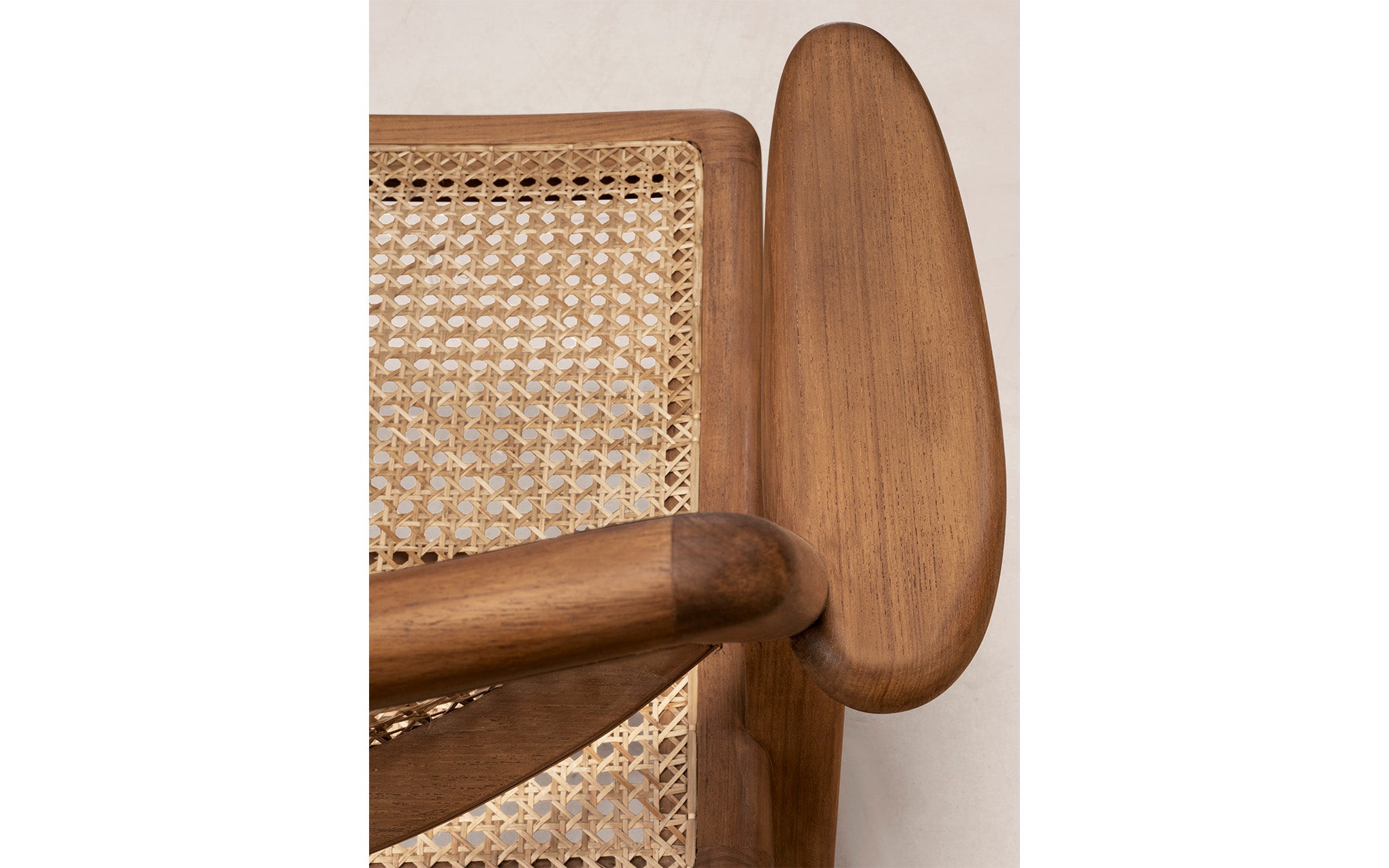 Muṅgāru Easy armchair