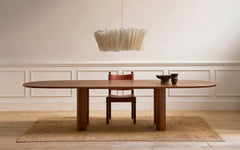 Onis dining table