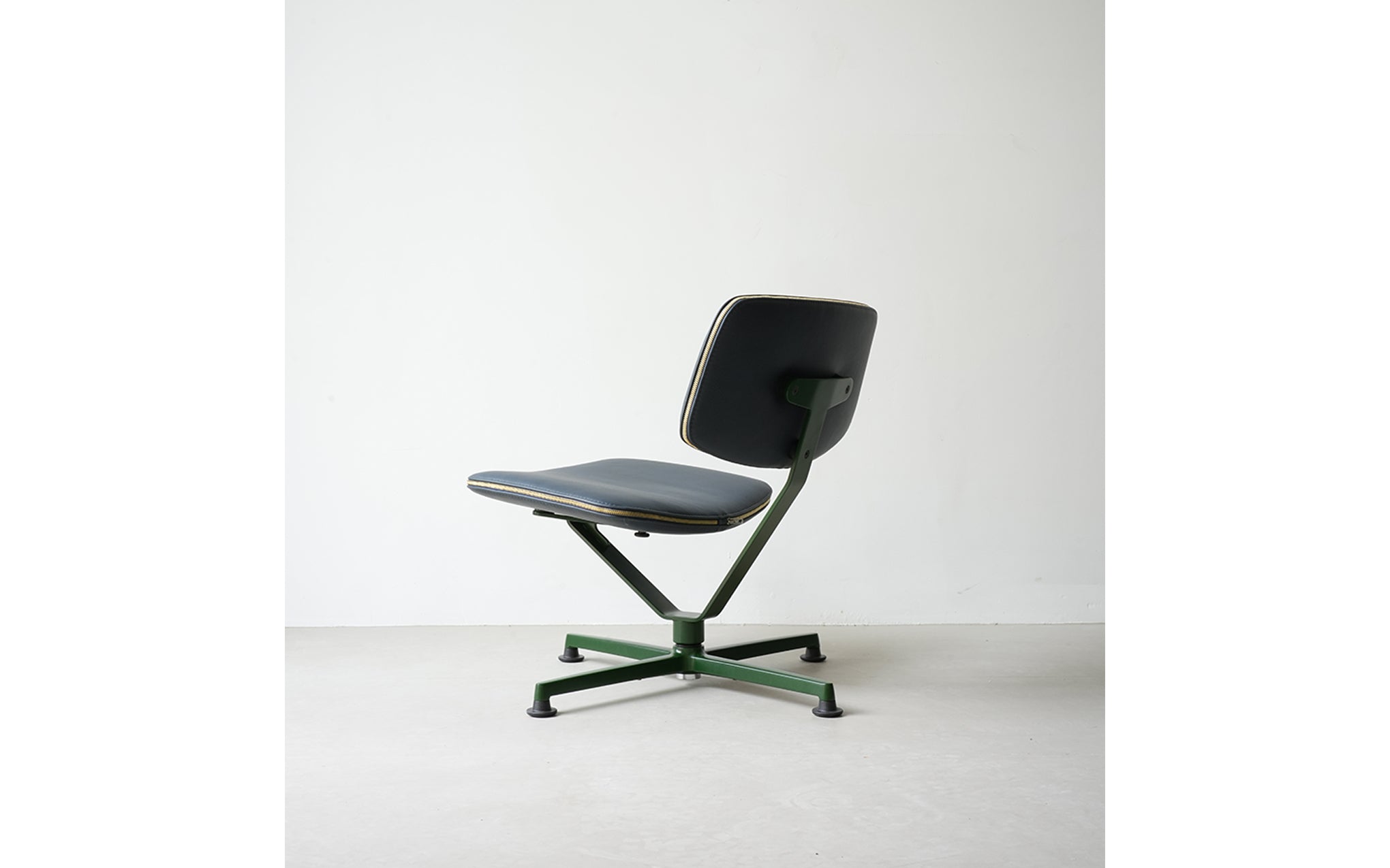 Arba lounge chair
