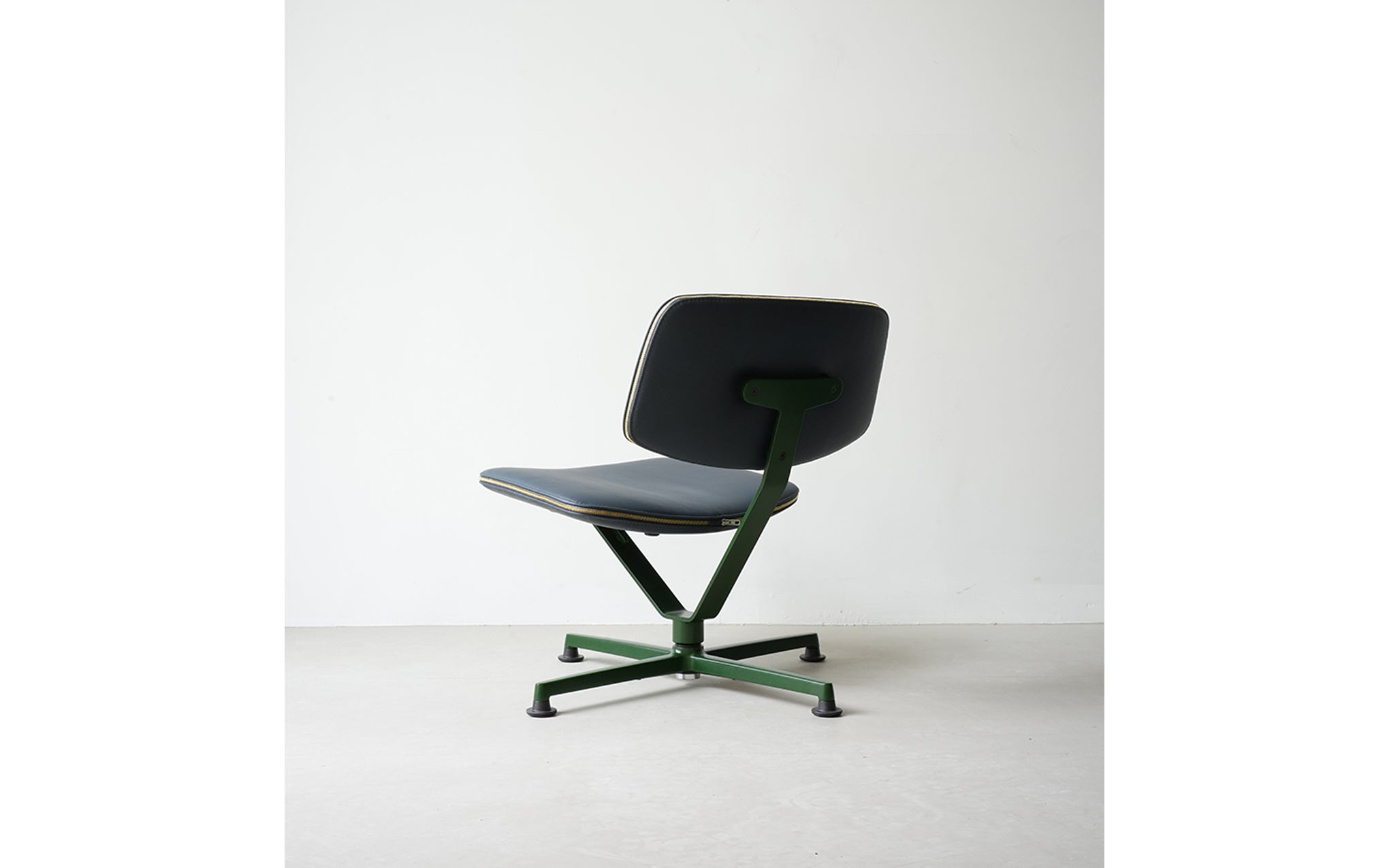 Arba lounge chair
