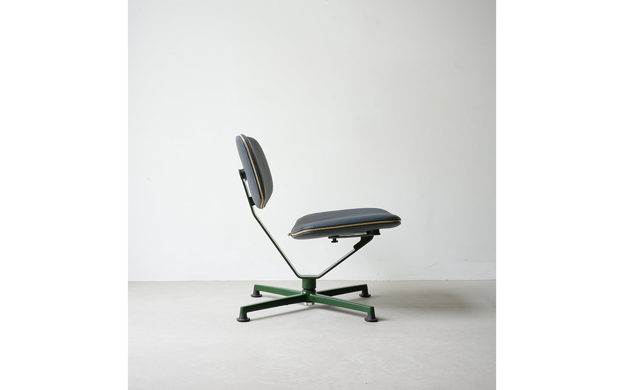 Arba lounge chair