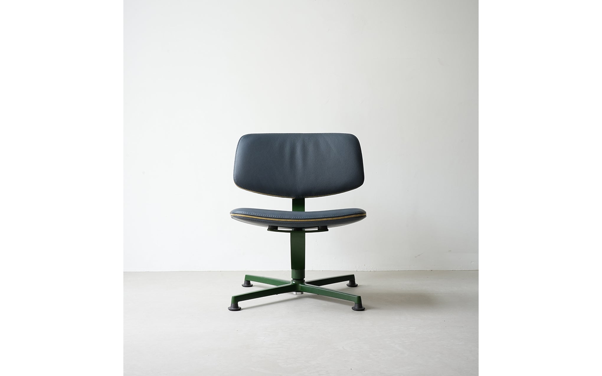 Arba lounge chair