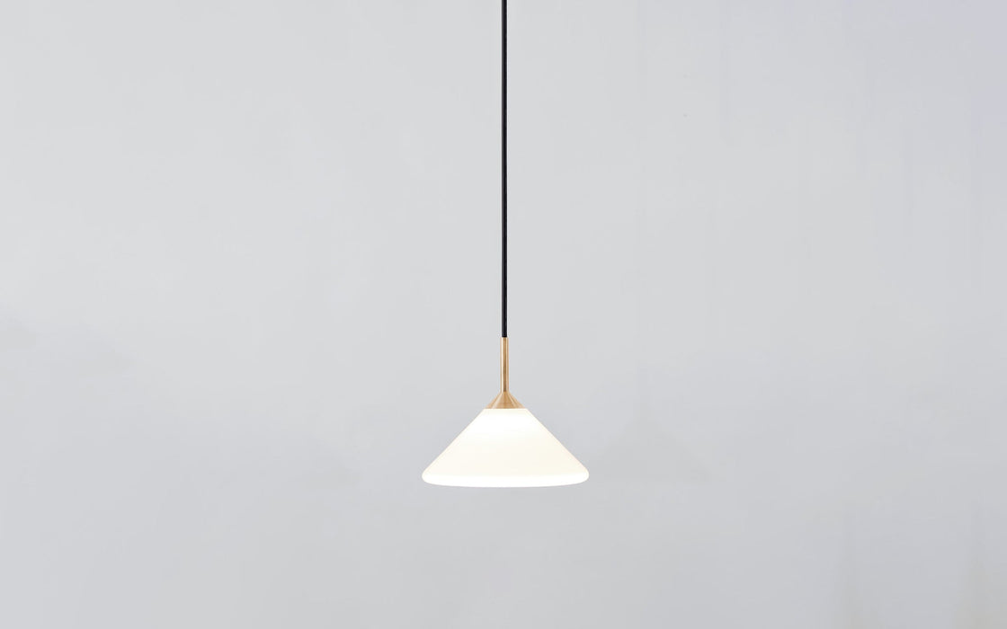 Ex-Display Apollo pendant - brushed brass