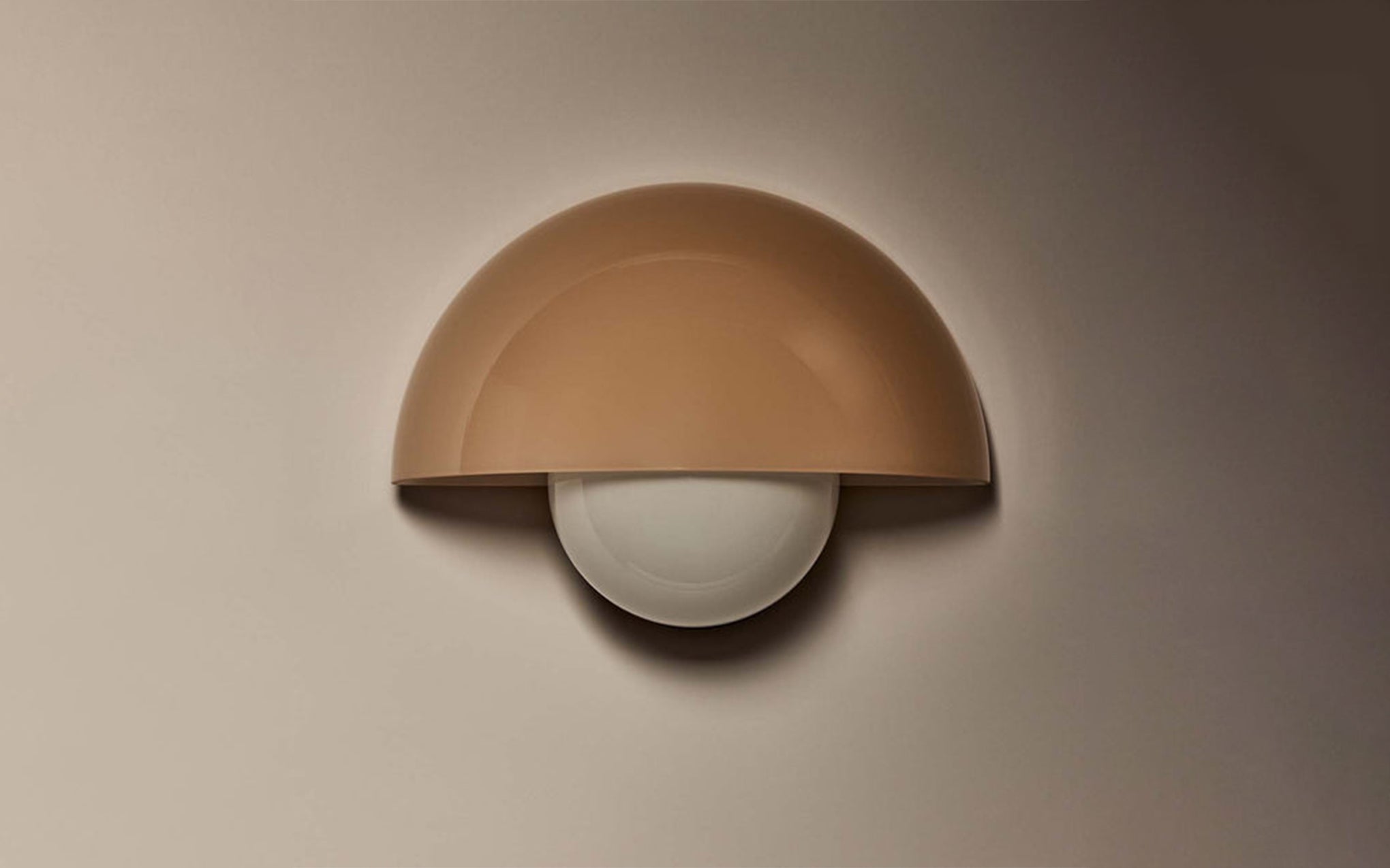 Pearl sconce