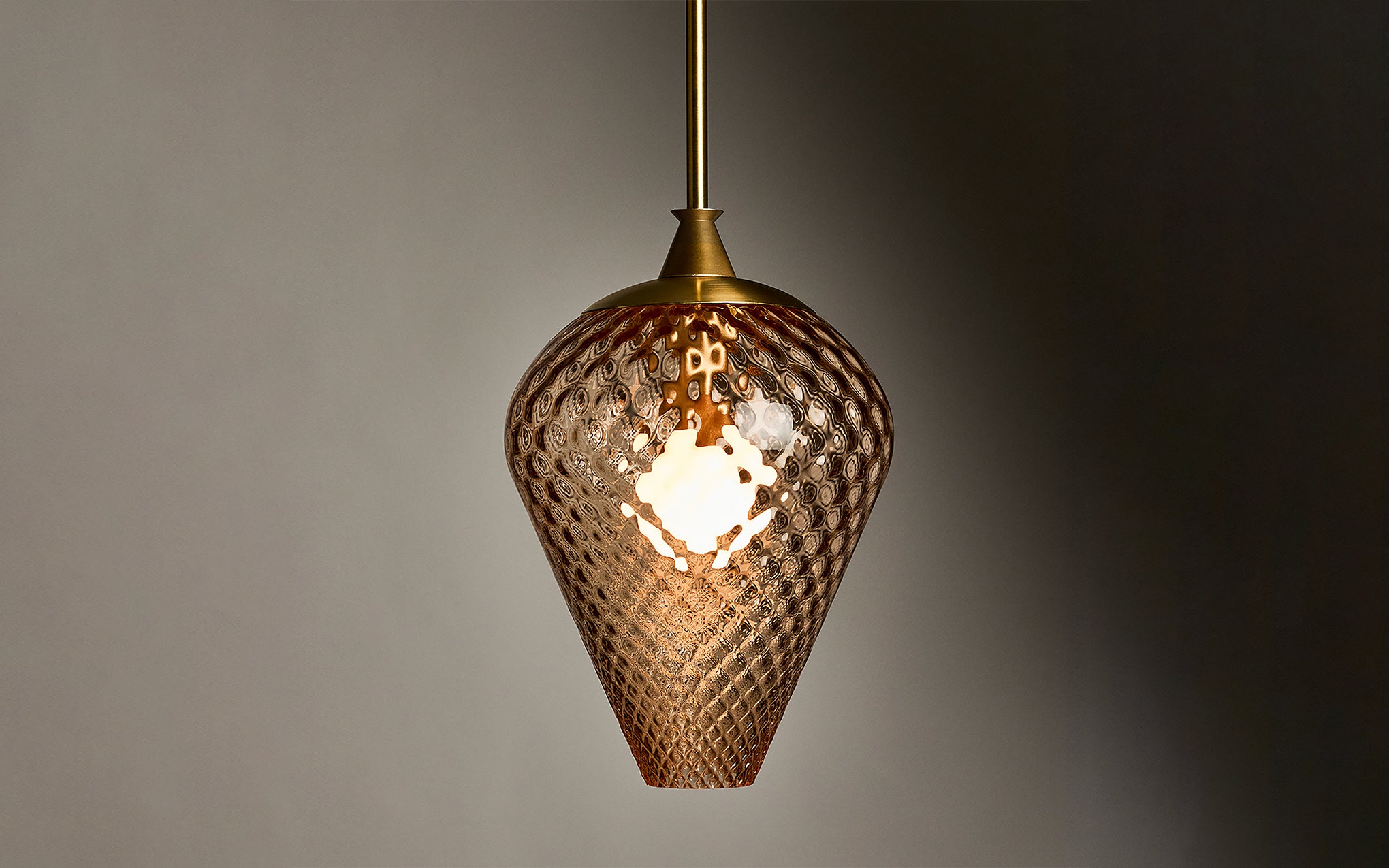 The Roll & Hill Pendant 02 - tulip