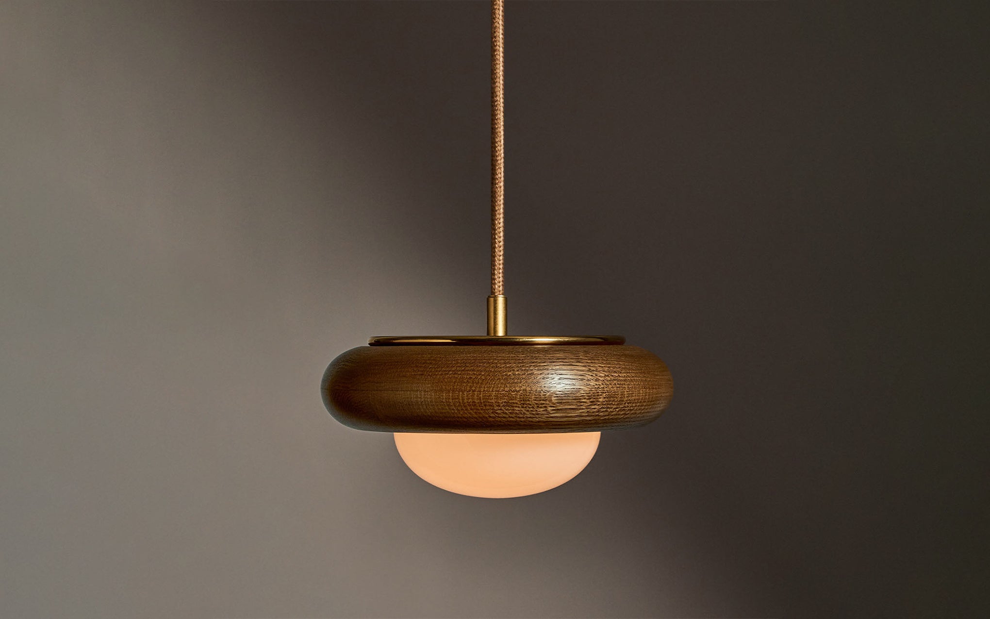 Humboldt pendant 01 - wood