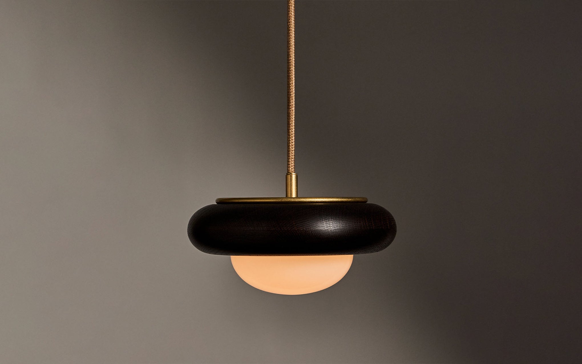 Humboldt pendant 01 - wood