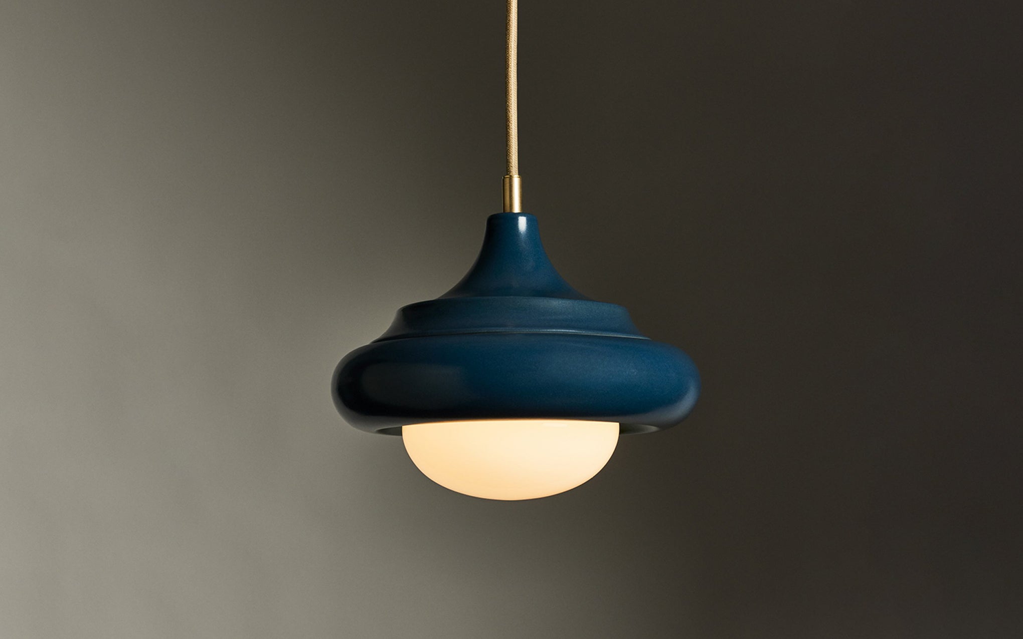 Humboldt pendant 02 - ceramic