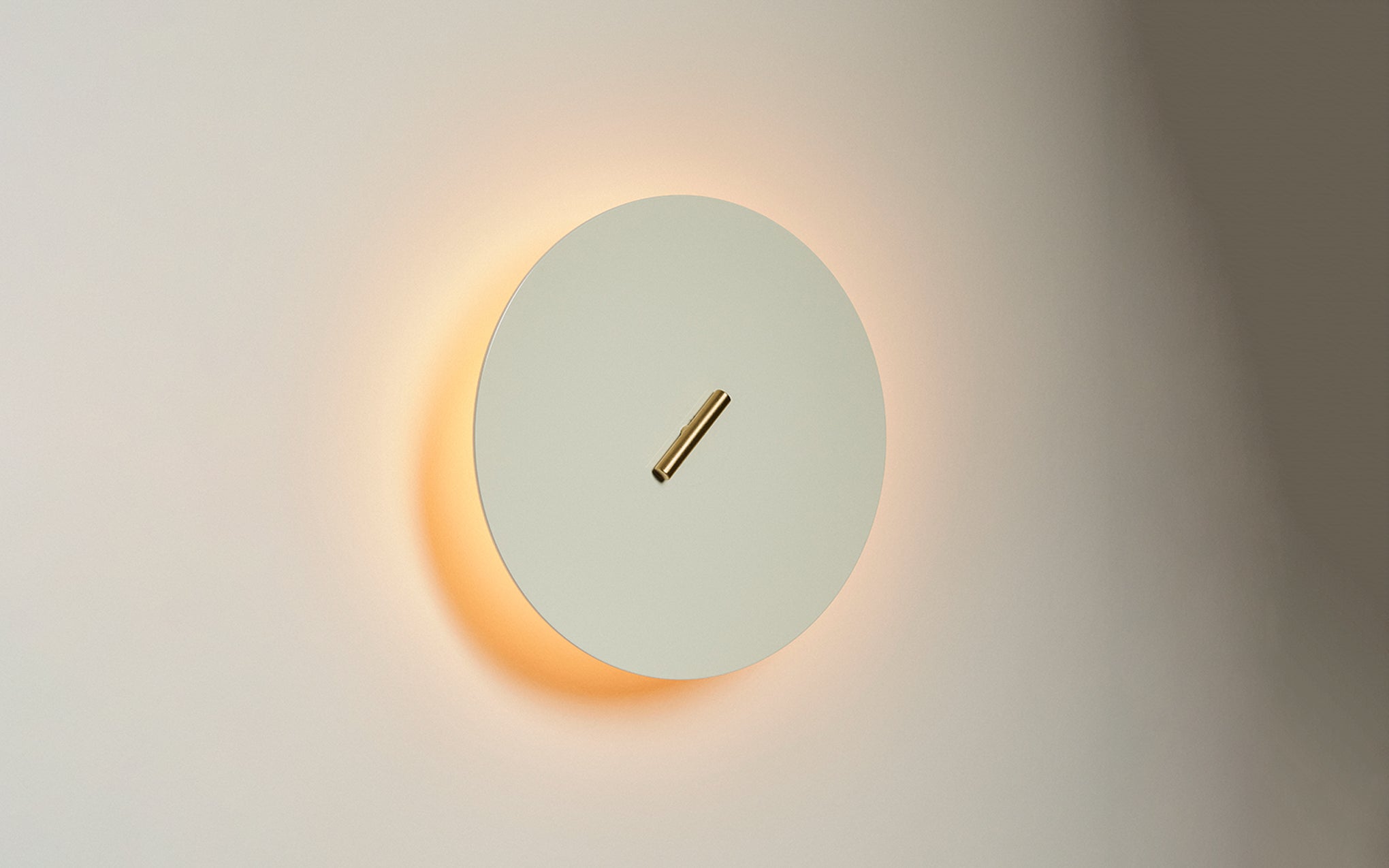 Pith sconce