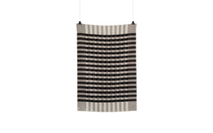 Kvam throw - greyscale