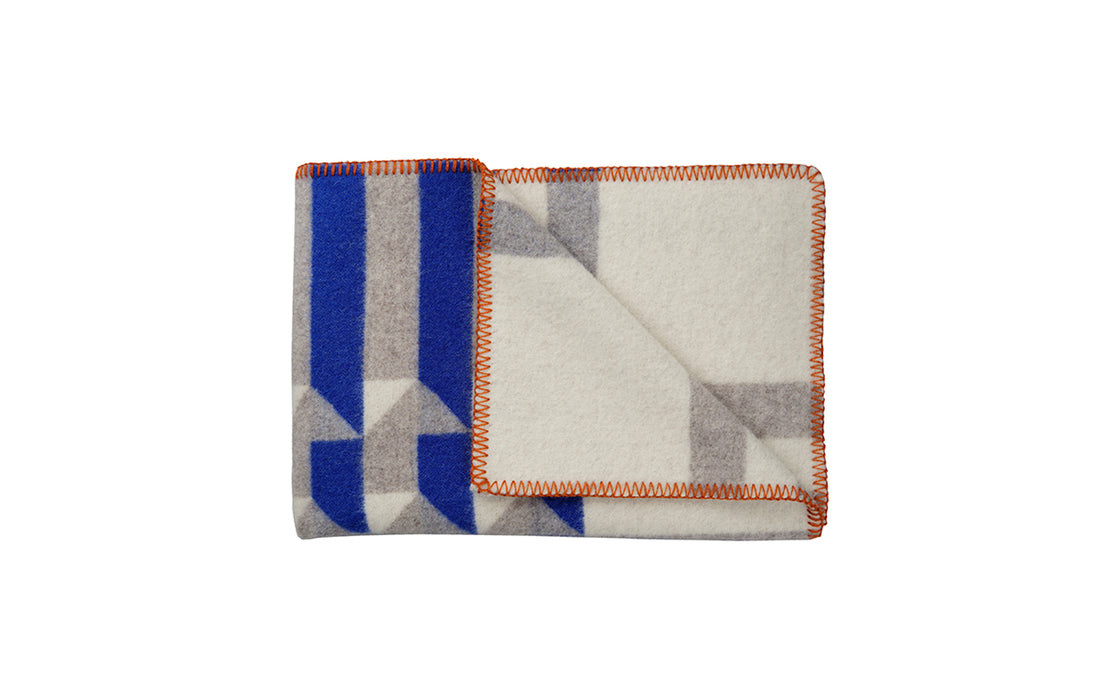 Kvam throw - blue