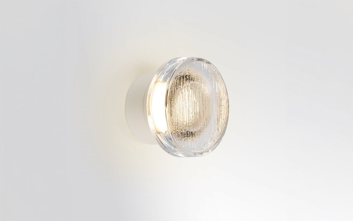 Roc wall light