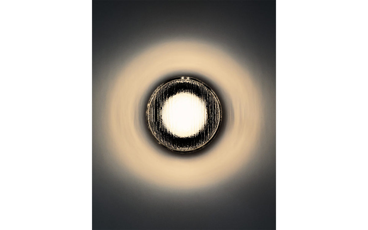 Roc wall light