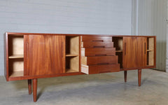 Vintage Troeds Gigant teak sideboard