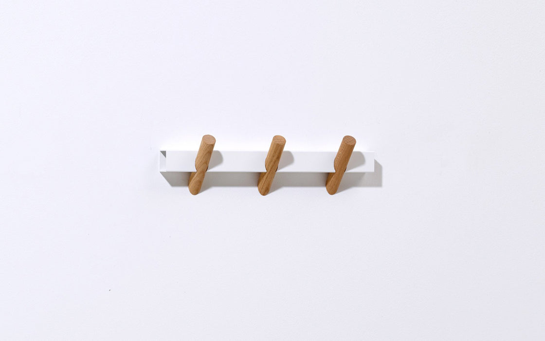 Crosscut coat hooks