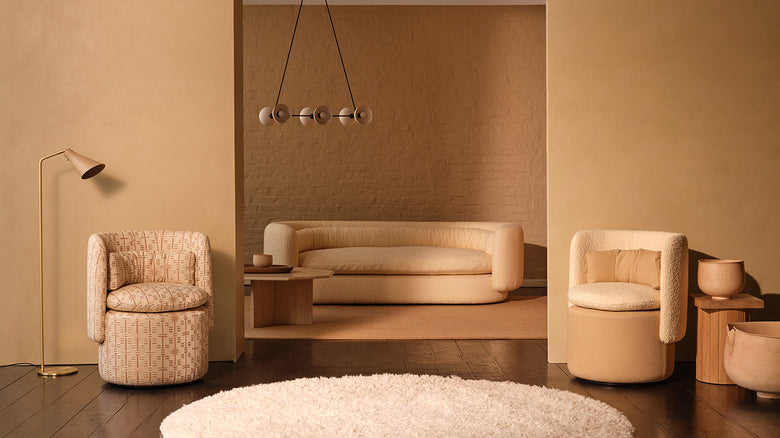 Group cocktail chair with fixed base