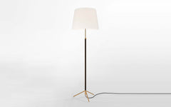 Pie de Salón floor lamp