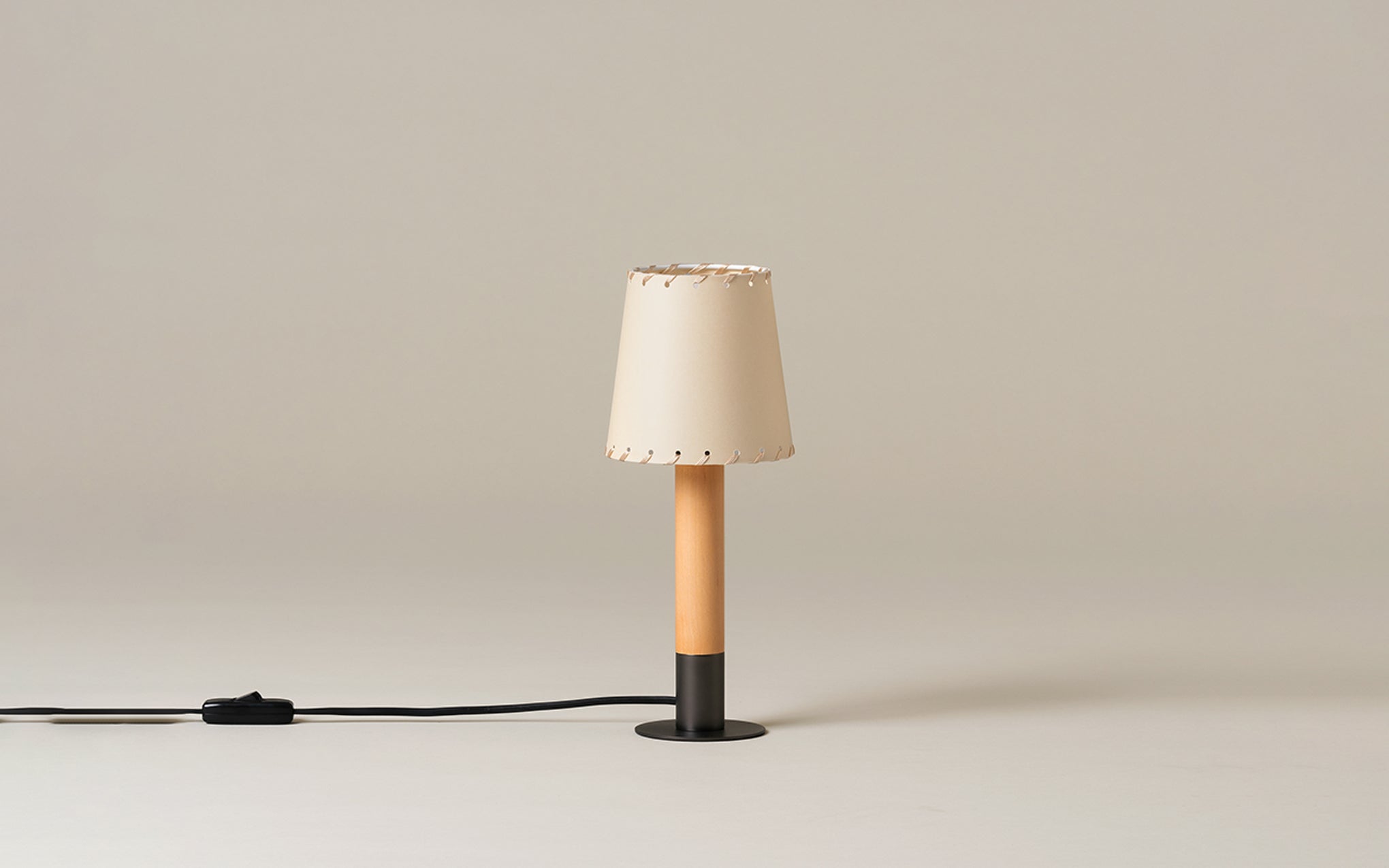 Básica Mínima table light