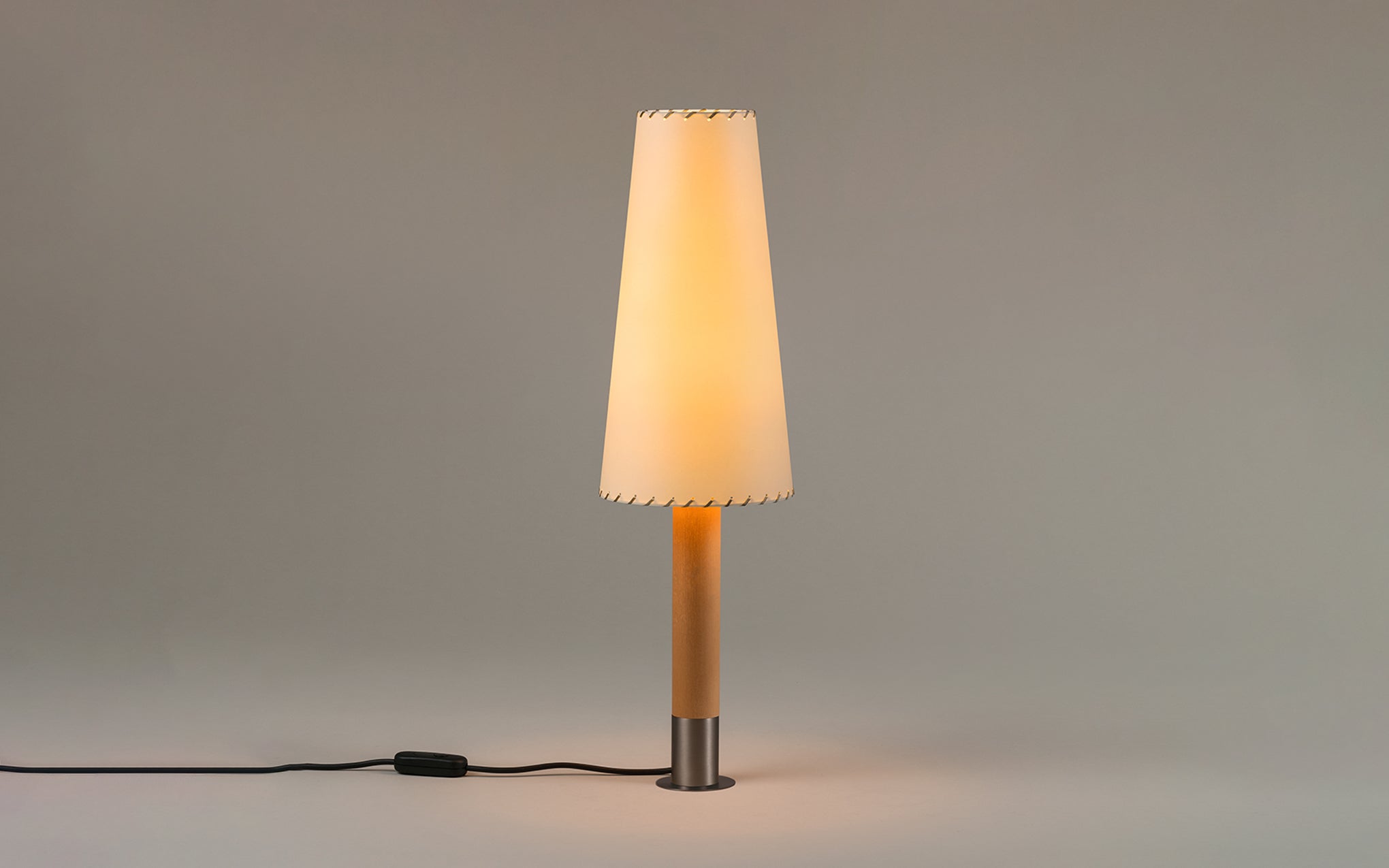 Básica M2 table light