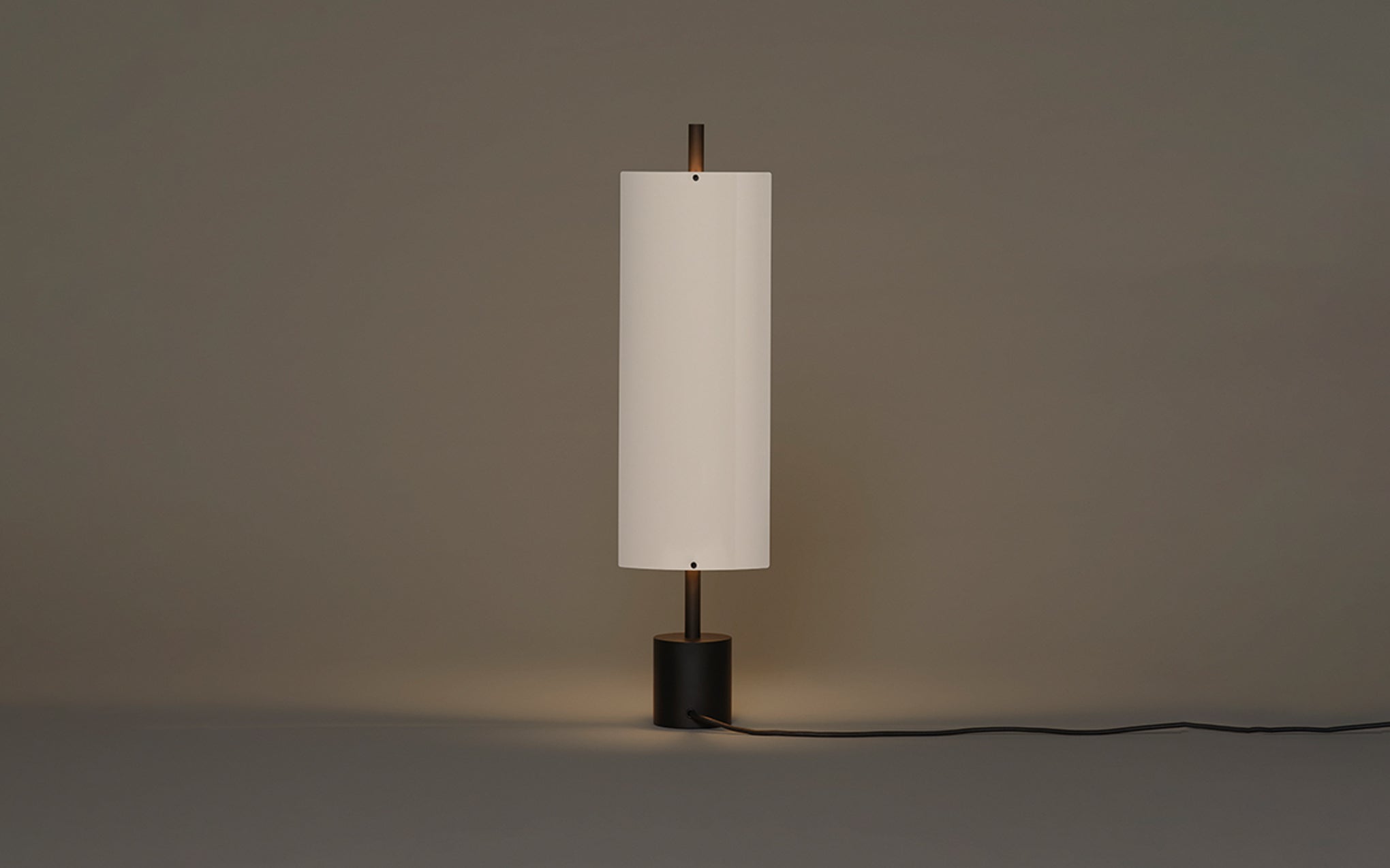 Lámina 45 table light