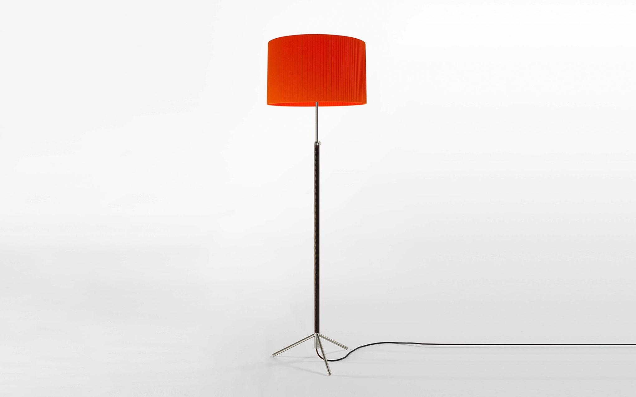 Pie de Salón floor lamp