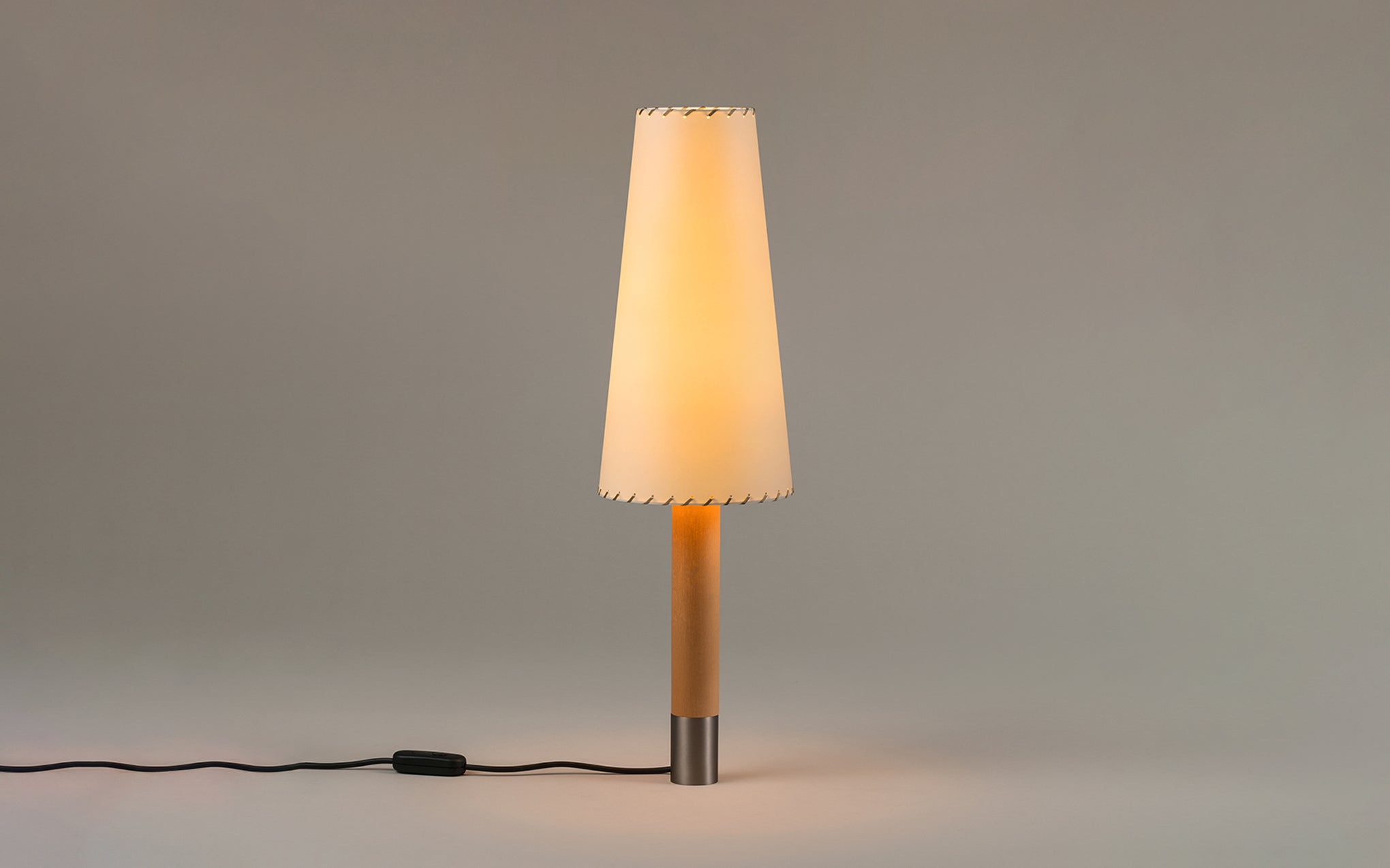 Básica M2 table light