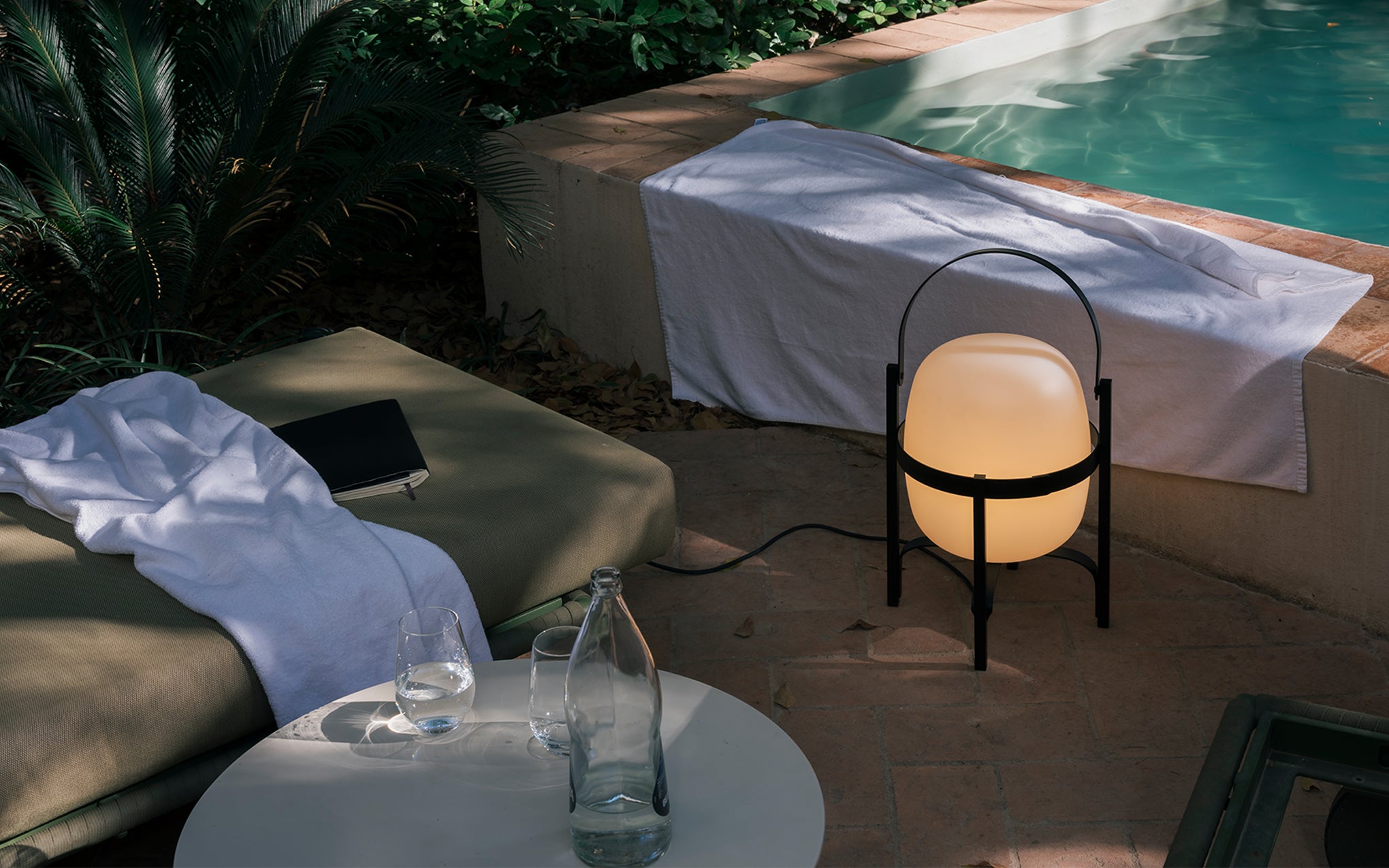 Cesta Exterior table light