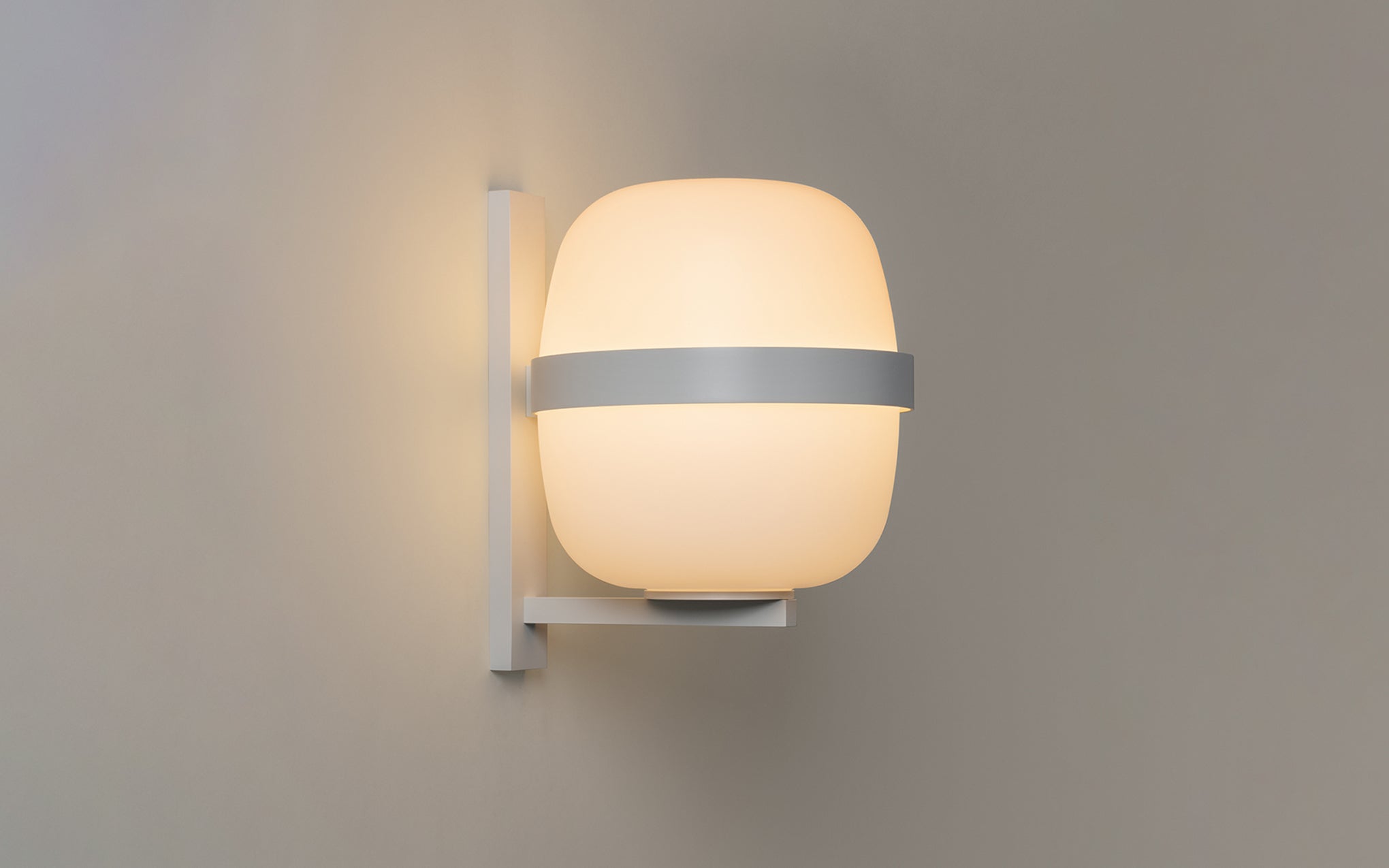 Wally Cesta wall light