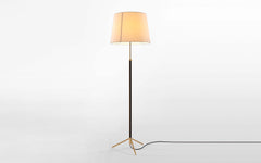Pie de Salón floor lamp