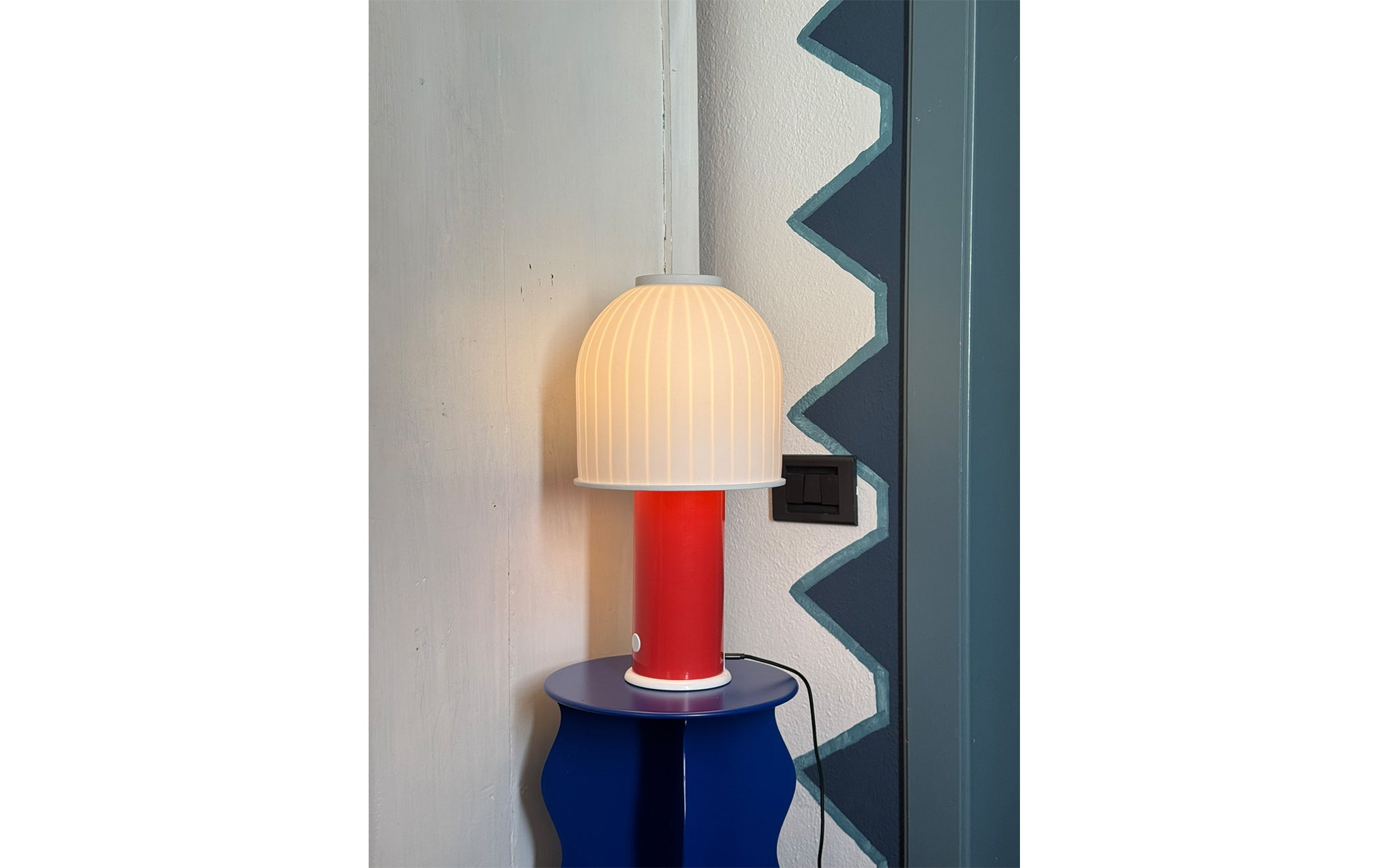 TL7 table lamp