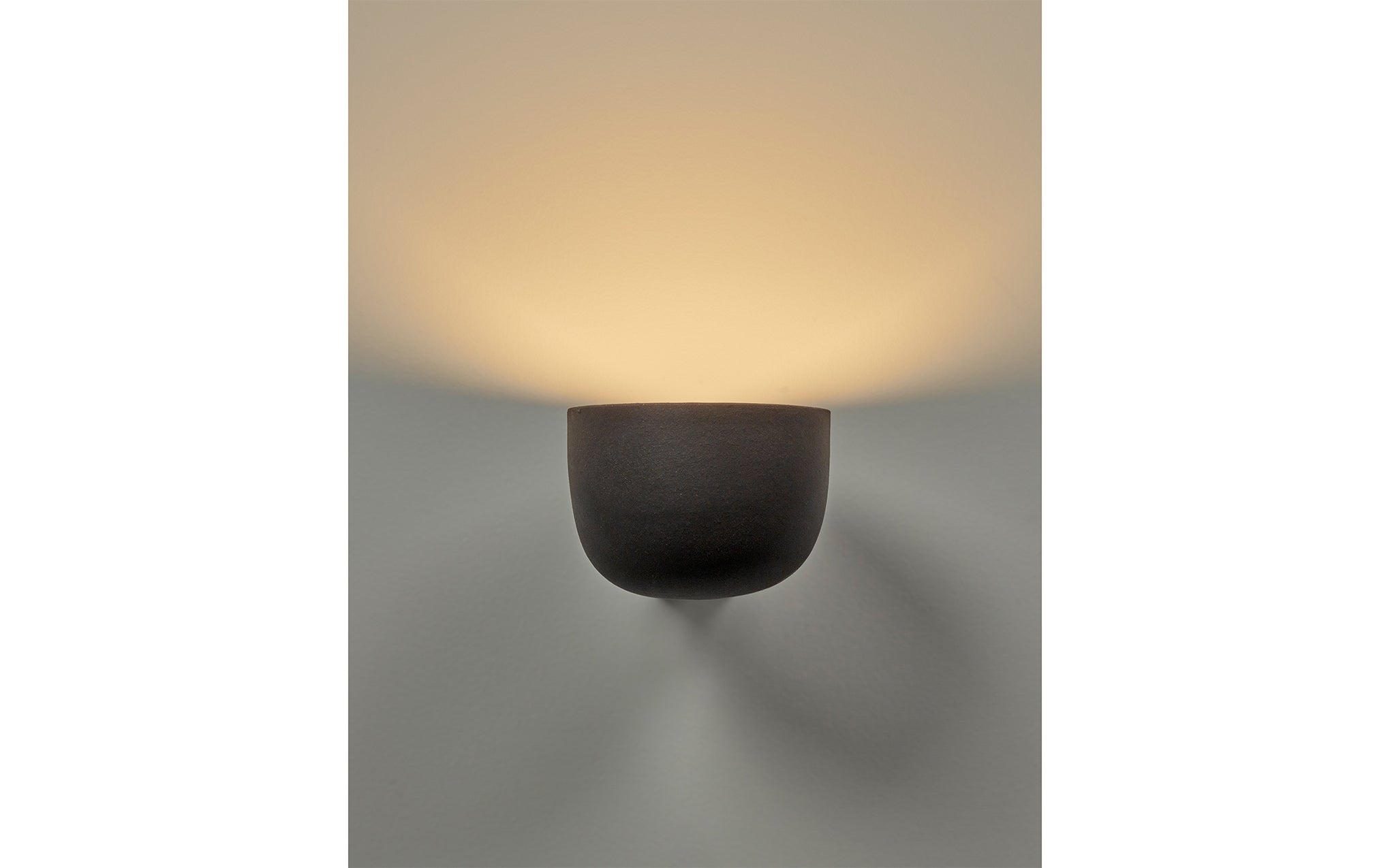 Nova wall lamp