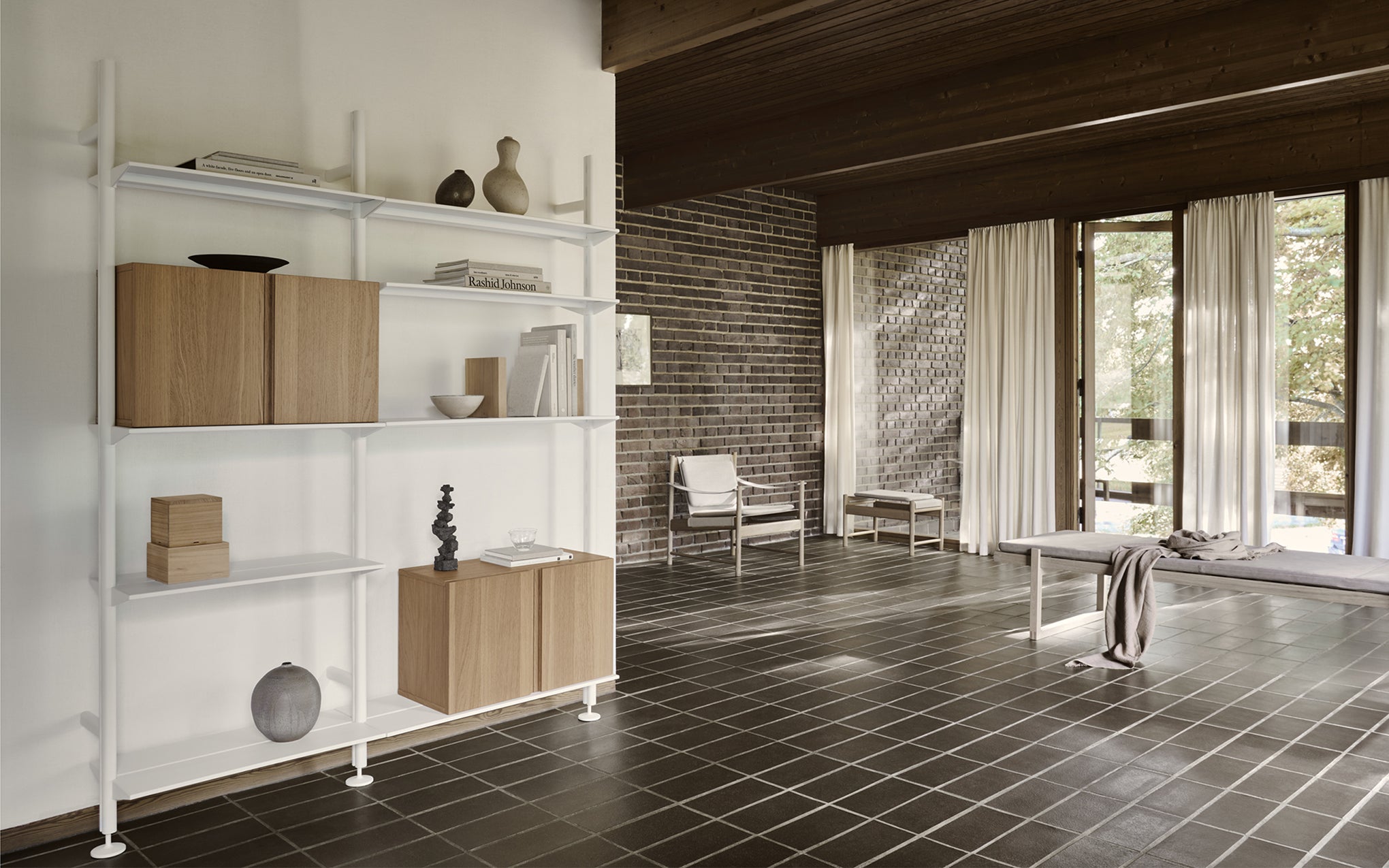 Pira G2 - wall mounted A