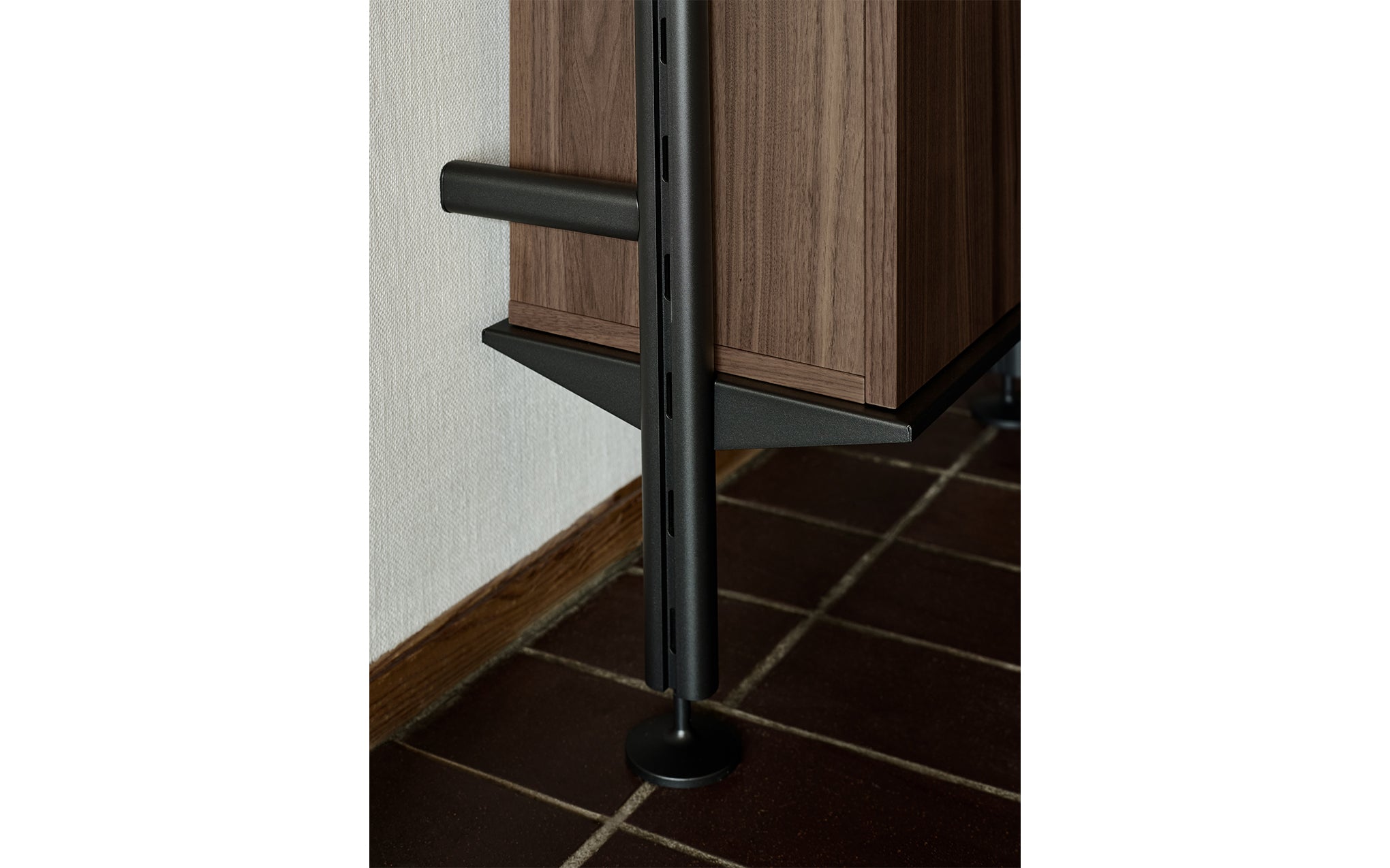 Pira G2 - wall mounted B