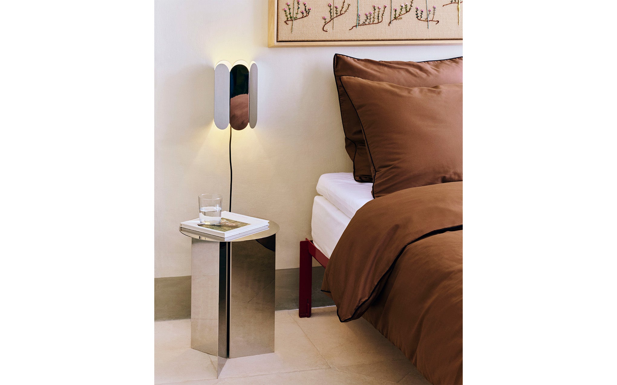 Arcs wall lamp