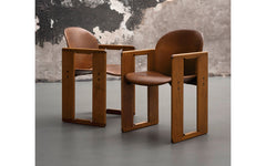 Dialogo armchair