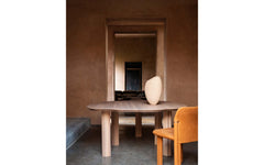 Sempronia dining chair