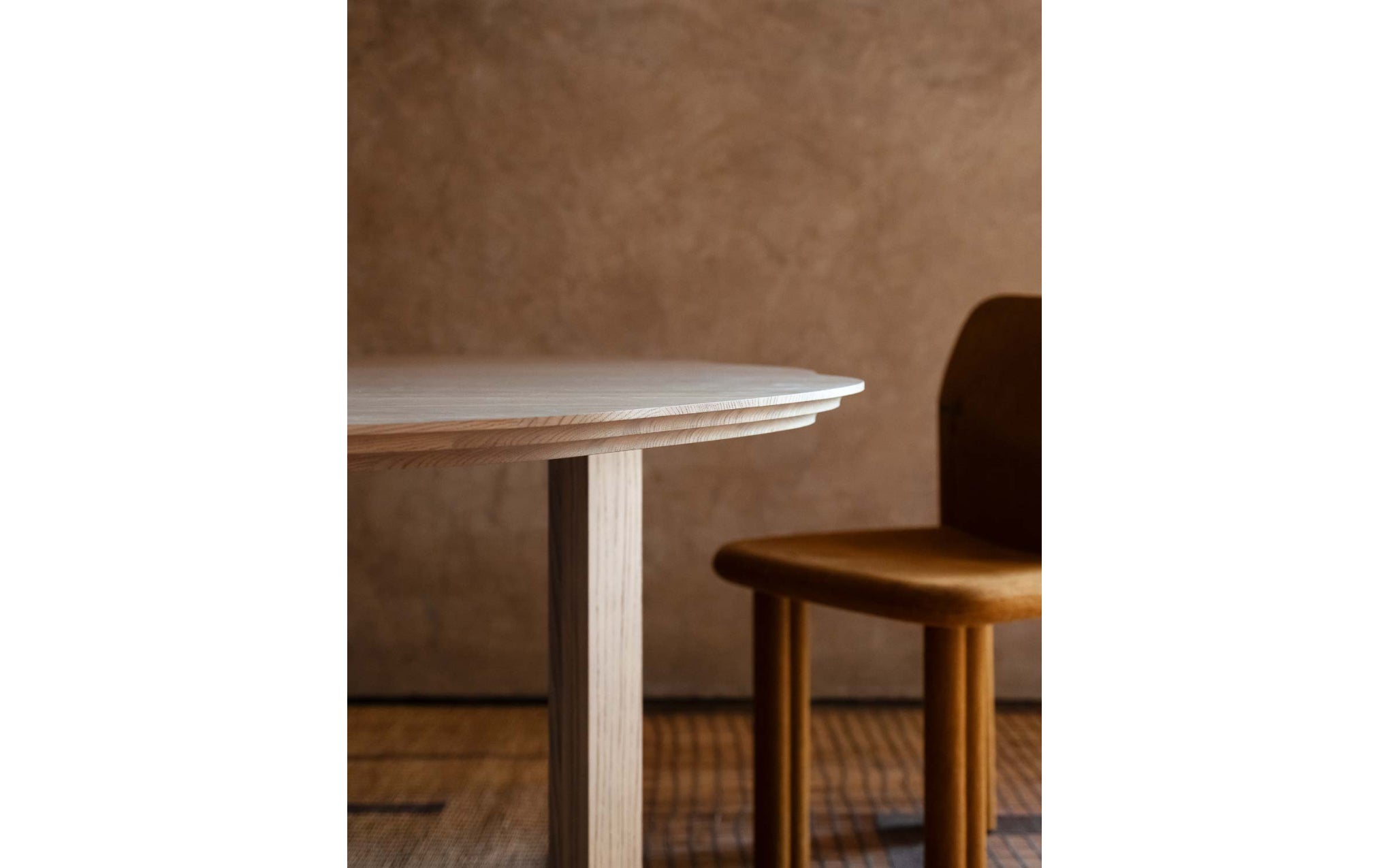 Sempronia dining chair