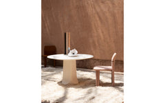 Sempronia dining chair