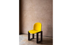 Dialogo armchair