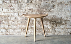 Central stool