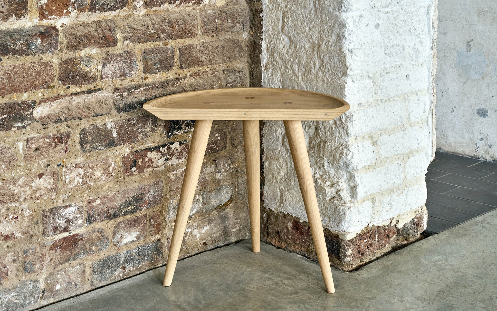 Central stool