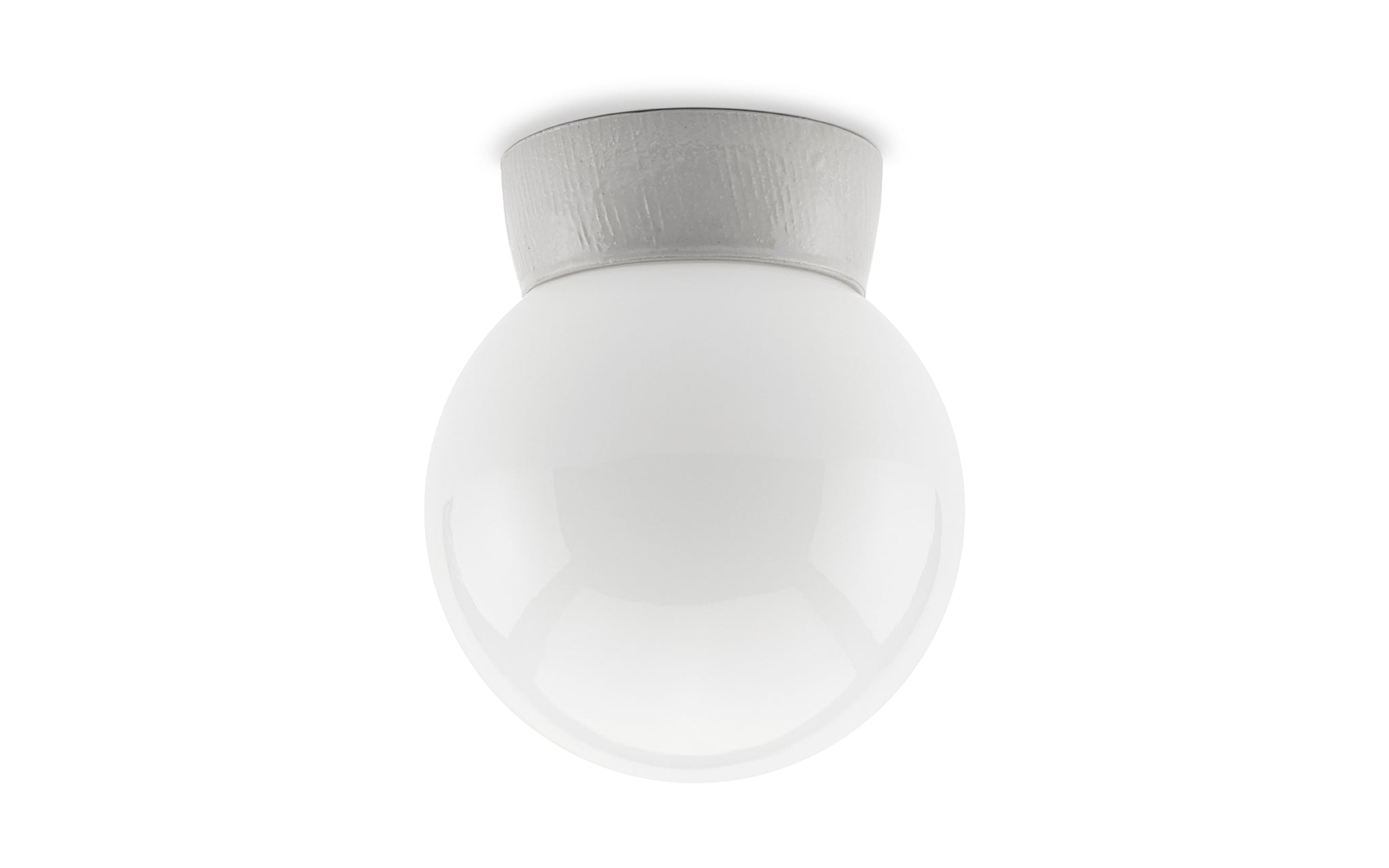 Porcelain ceiling light - globe