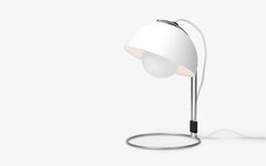 Flowerpot VP4 desk light