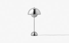 Flowerpot VP3 table light