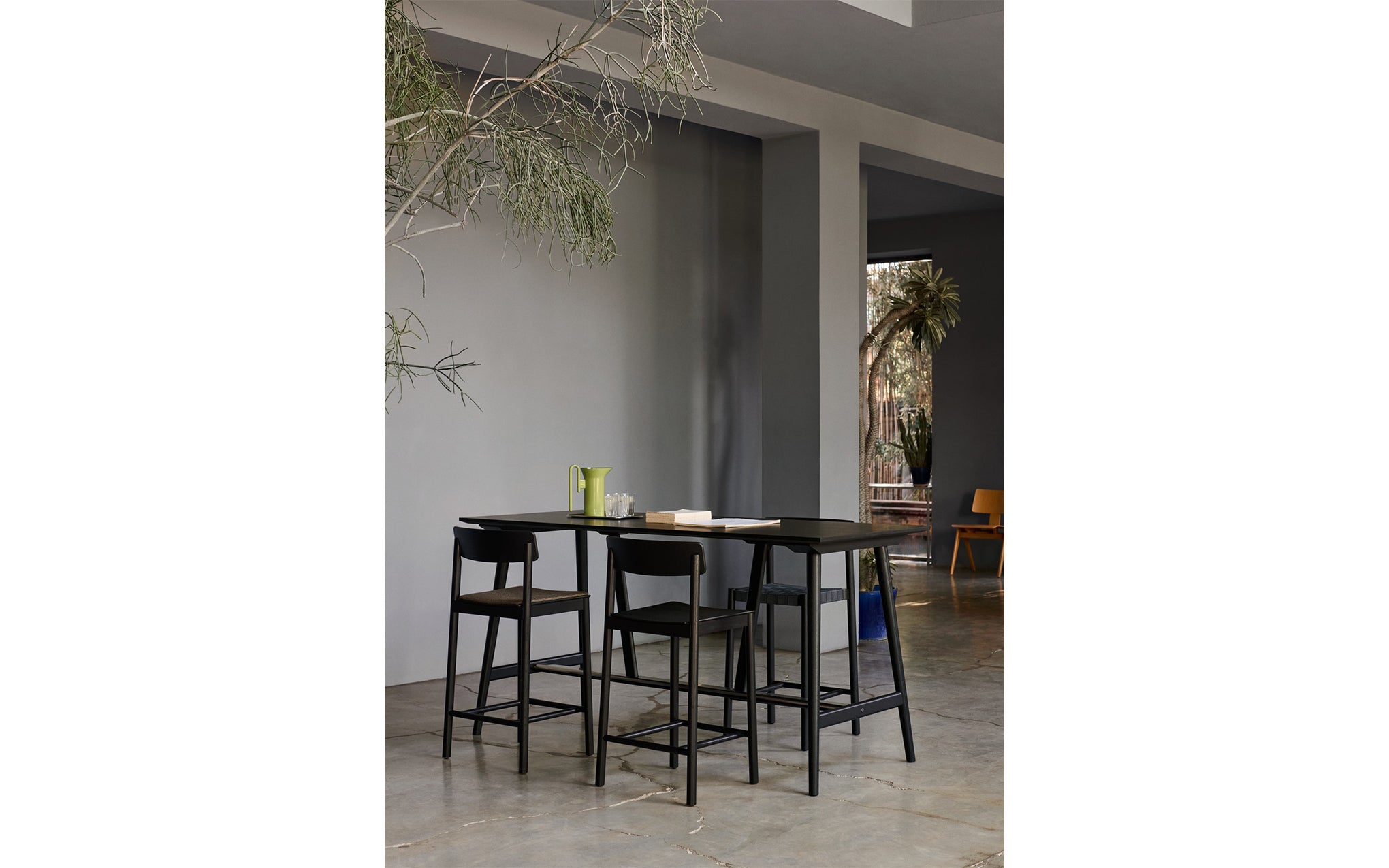 Betty TK12 counter stool