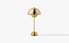 Flowerpot VP3 table light