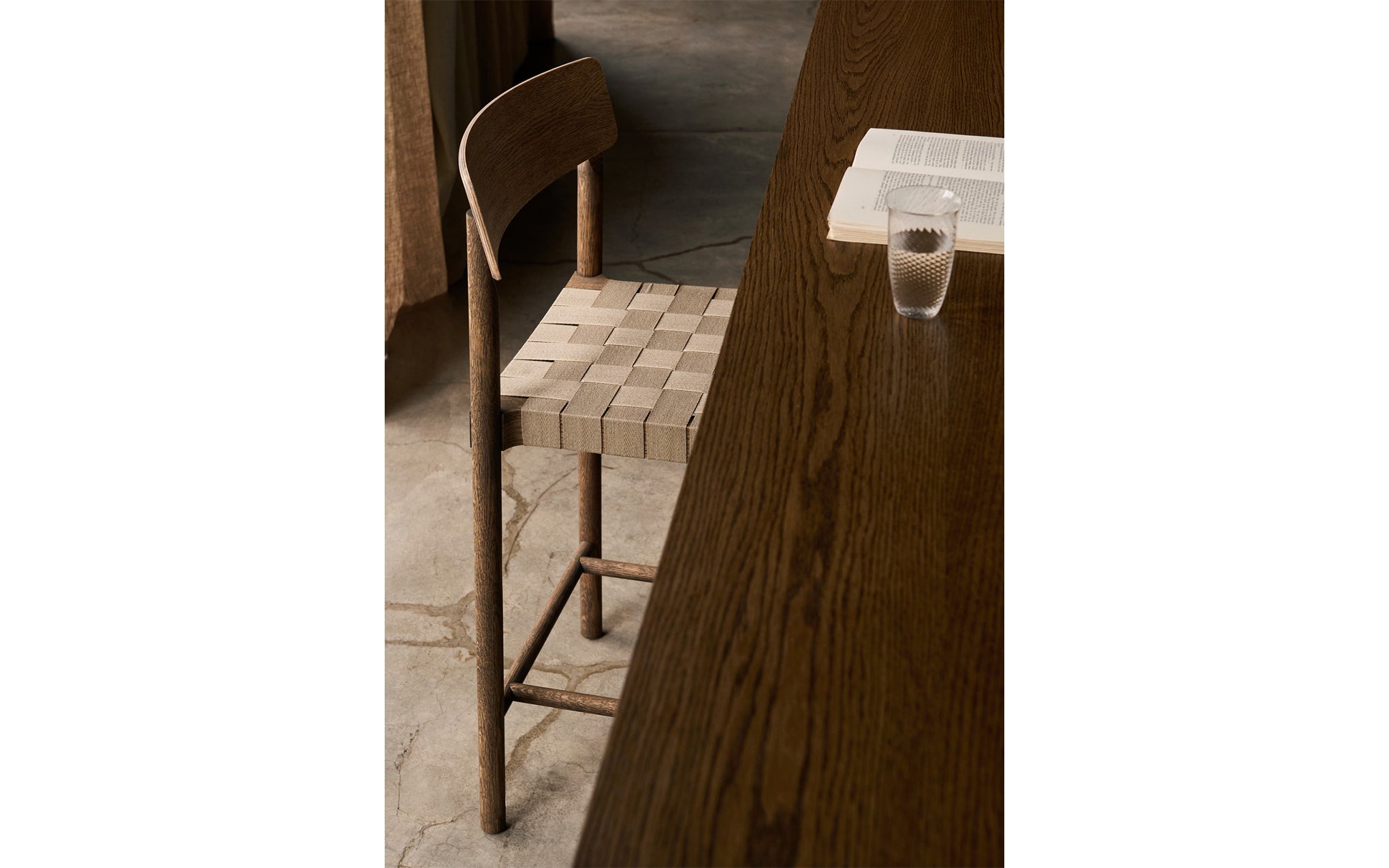 Betty TK12 counter stool