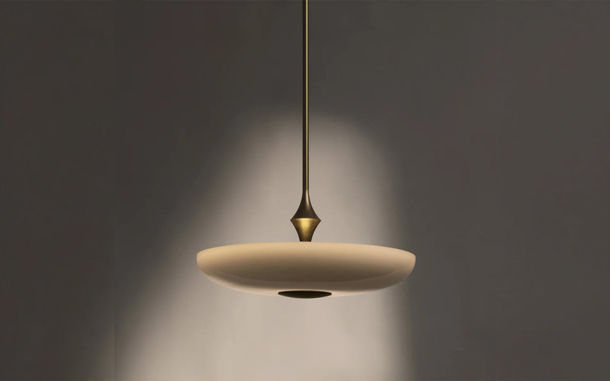 The Met pendant