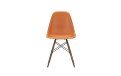DSW plastic side chair RE